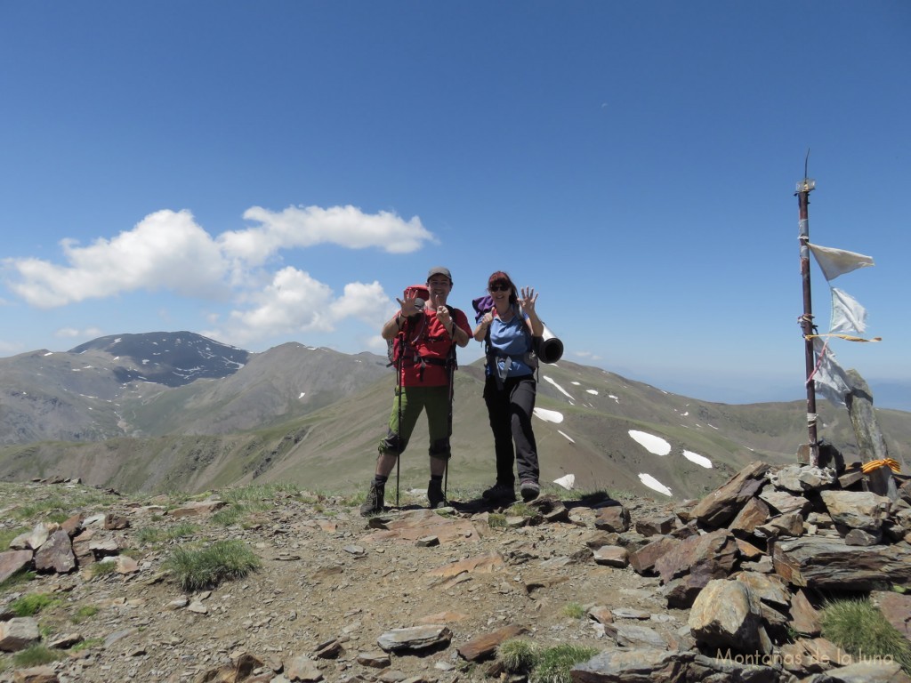 Joaquín y Olga en la cima del Pid d'Eina, 2.789 mts.